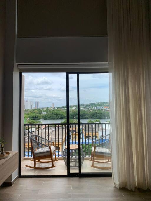 Beautiful! Brand New Old Town Apartment Cartagena